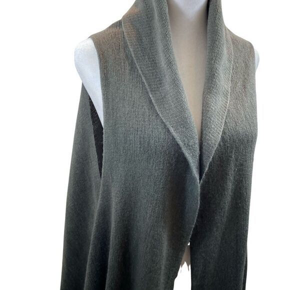 Ladies Fringe Knit Vest Collared Ombré Grey and Black One Size - Picture 4 of 7